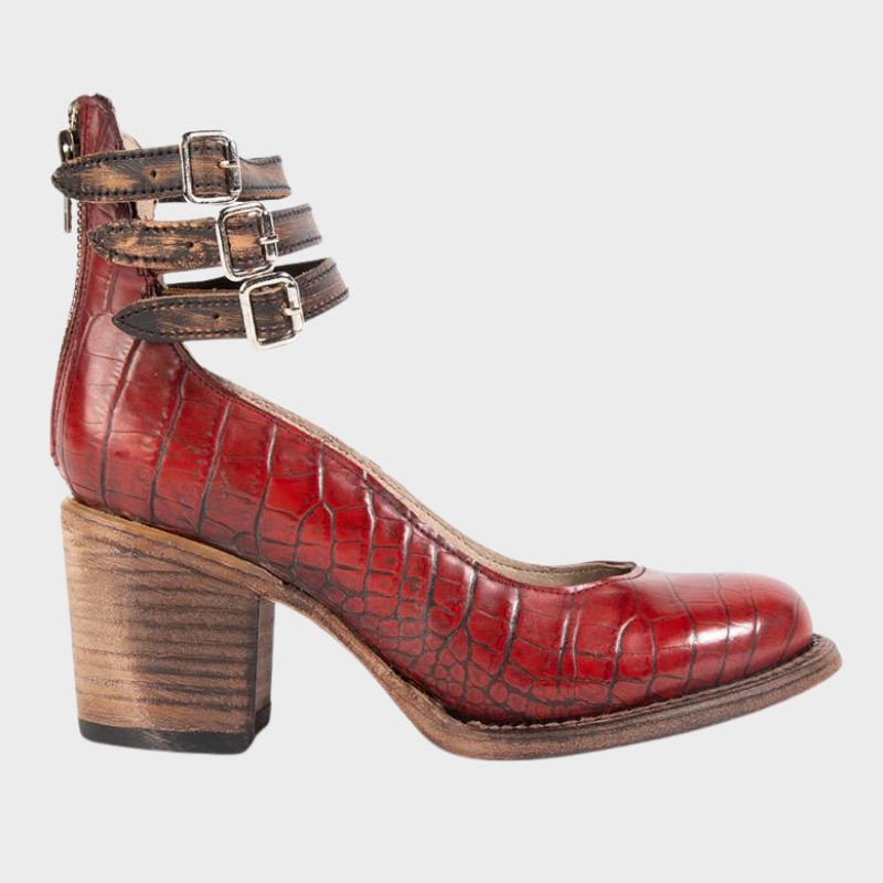 Clara – Heeled Shoes with Buckle Straps