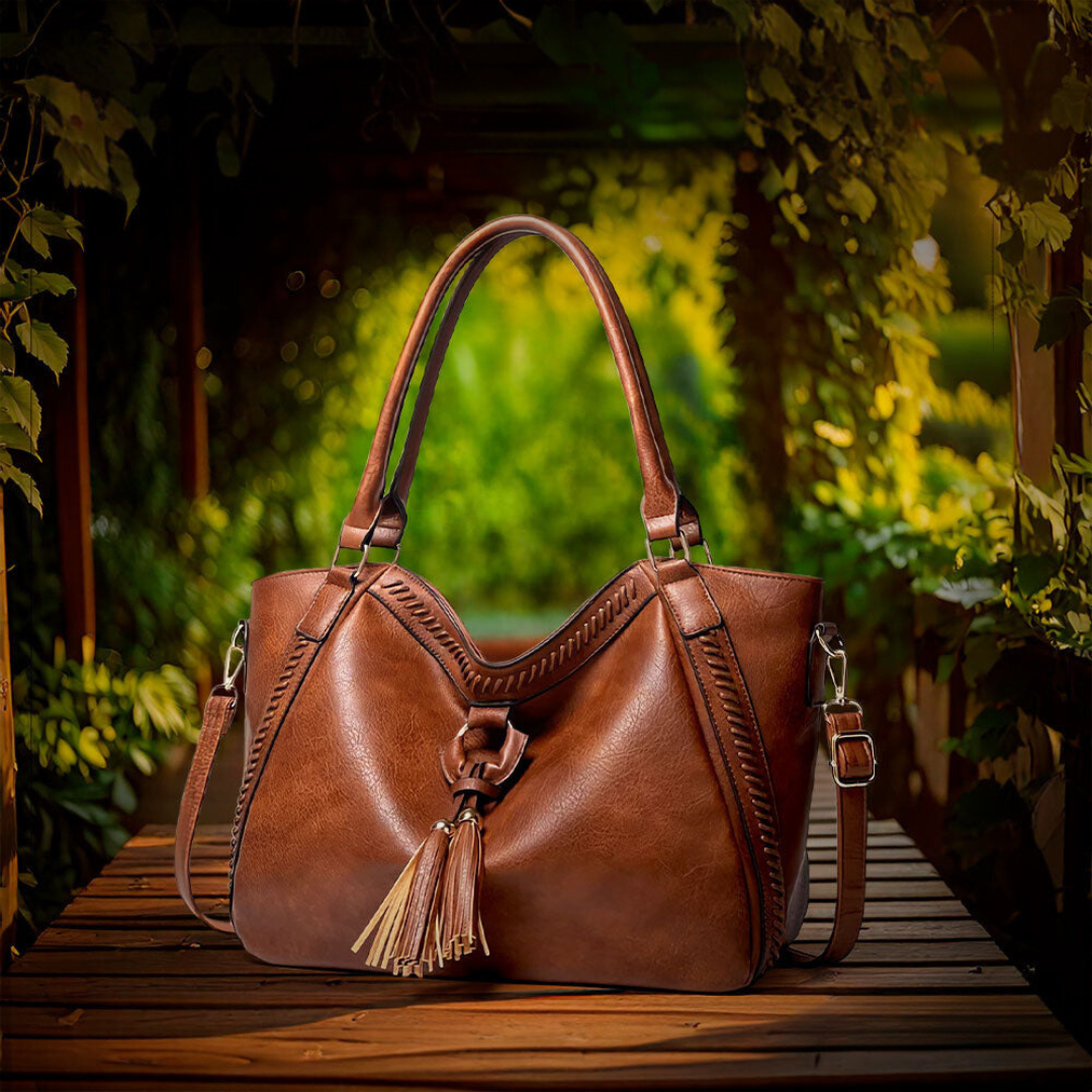 Lydia - Elegant and Timeless Shoulder Bag