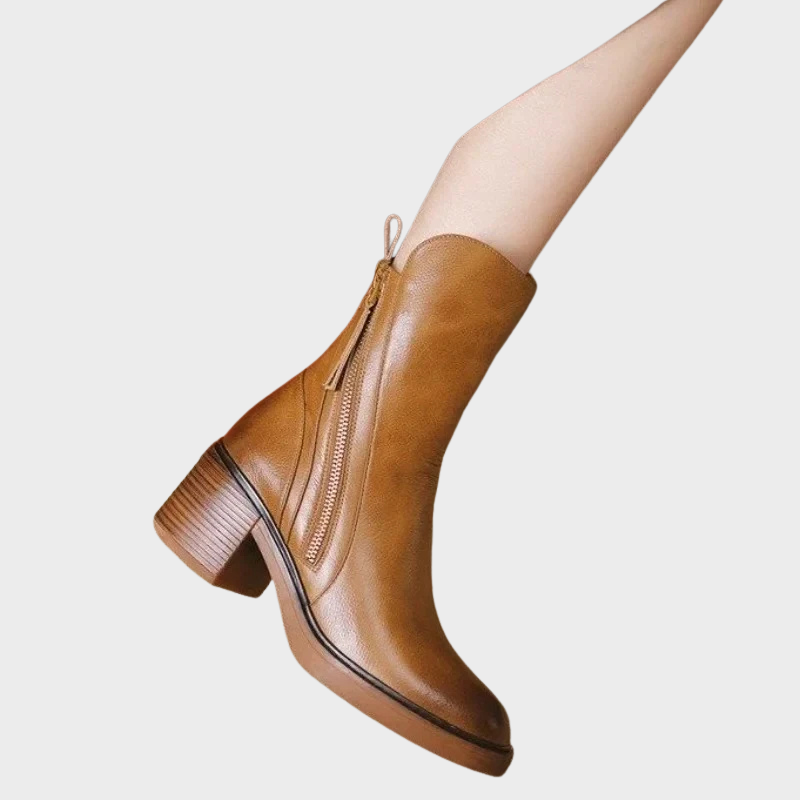 Vera – Elegant Ankle Boots with Zip