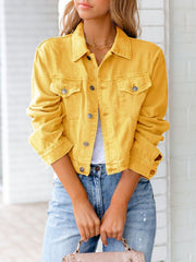 Loose-fitting denim jacket with chest pockets and button placket | Ideal for spring/summer
