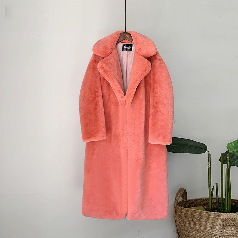 Long Faux Fur Coat Made from High-Quality Material – Knee-Length, Straight Silhouette, Ultra-Soft and Warm