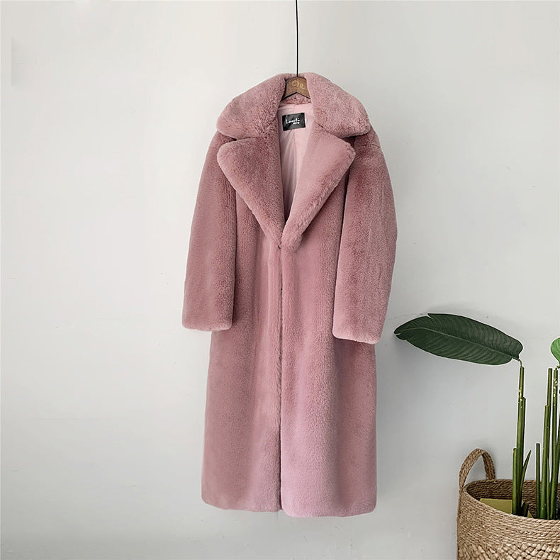 Long Faux Fur Coat Made from High-Quality Material – Knee-Length, Straight Silhouette, Ultra-Soft and Warm