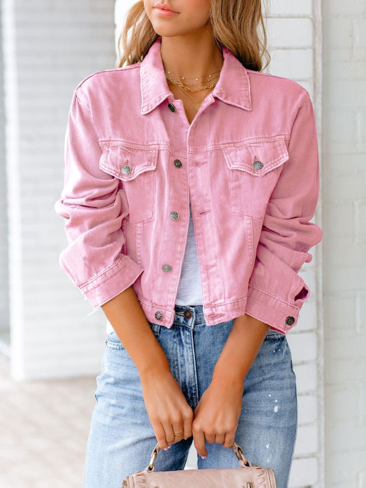 Loose-fitting denim jacket with chest pockets and button placket | Ideal for spring/summer