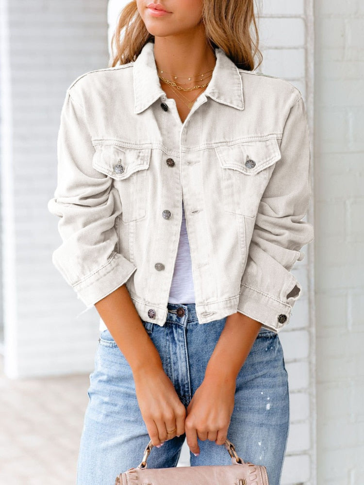 Loose-fitting denim jacket with chest pockets and button placket | Ideal for spring/summer