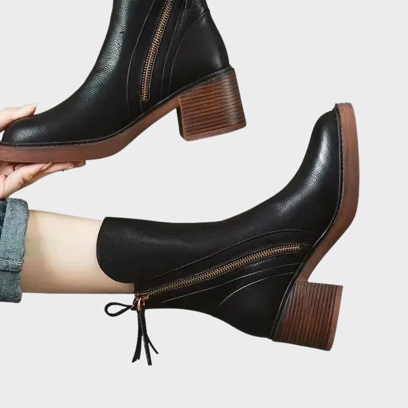 Vera – Elegant Ankle Boots with Zip