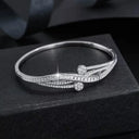 Olivia – Stylish and Versatile Women's Bracelet with Zirconia