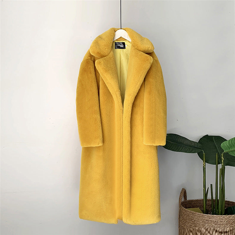 Long Faux Fur Coat Made from High-Quality Material – Knee-Length, Straight Silhouette, Ultra-Soft and Warm