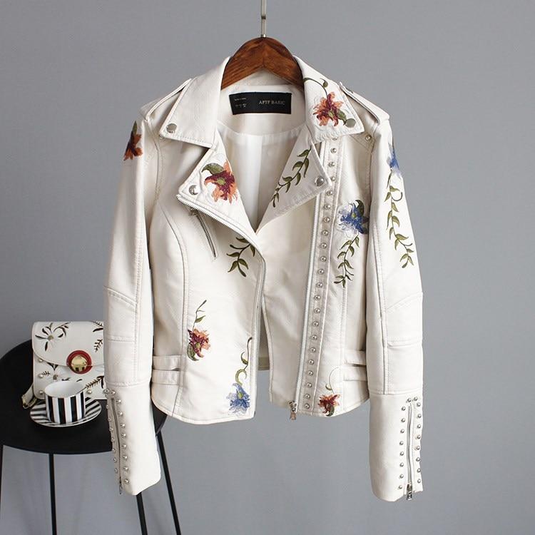 Selena – Jacket with Striking Floral Embroidery