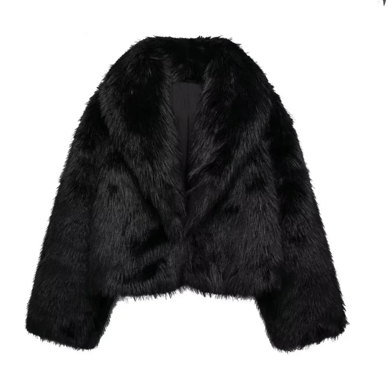 Plush Winter Coat in Faux Fur for Women with Hood and Pockets | Ideal for Autumn/Winter
