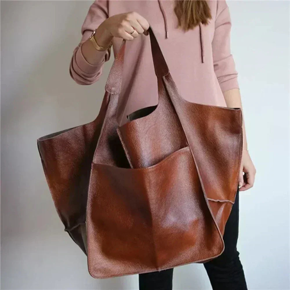 Cecilia - Vintage Bag with Nostalgic Charm