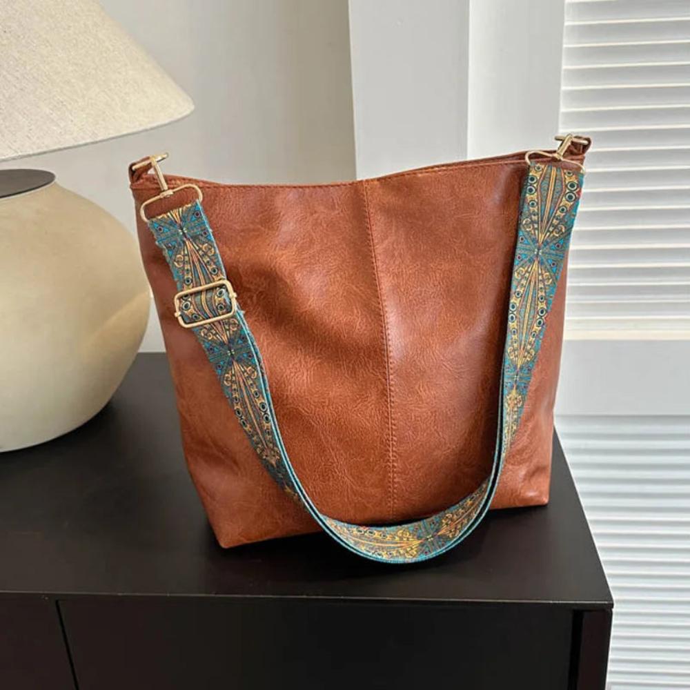 Freya - Timeless Vintage Crossbody Bag