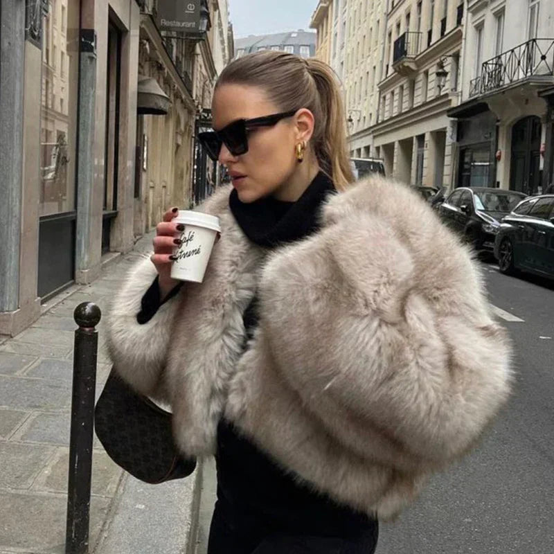 Short Faux Fur Coat with Notched Collar and Side Pockets | Ideal for Autumn and Spring