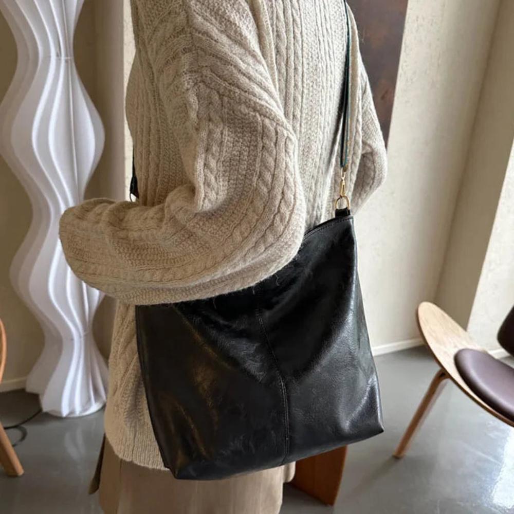 Freya - Timeless Vintage Crossbody Bag