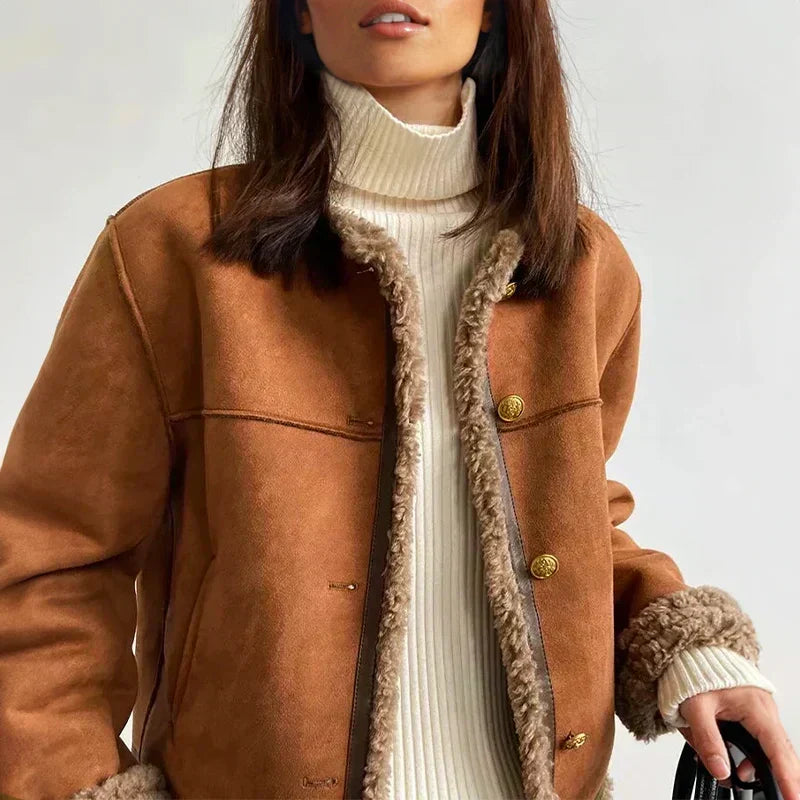 Amara – Elegant Button-Down Jacket