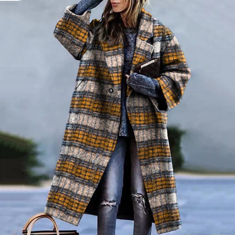 Timeless Women's Wool Coat with Notched Collar and Button Closure | Ideal for Autumn/Winter